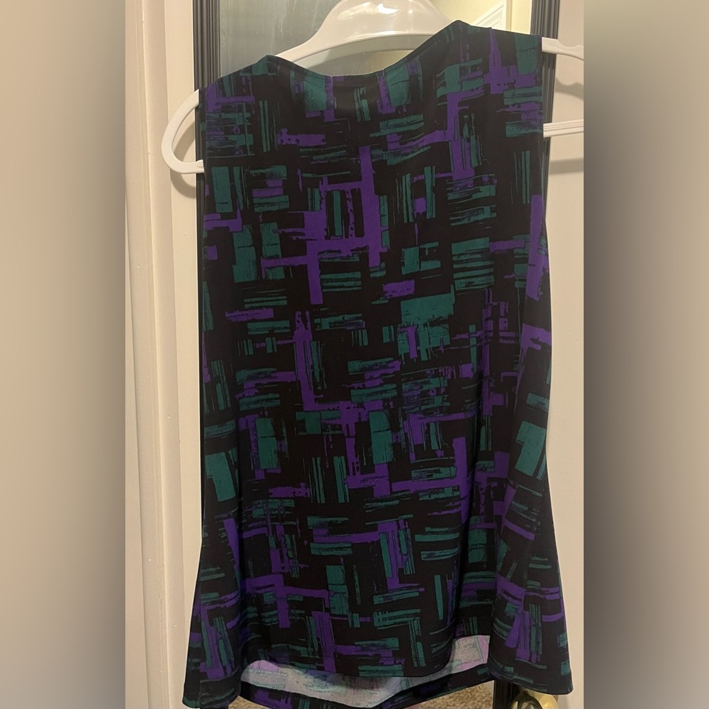 Calvin Klein Tank - Picture 3 of 3